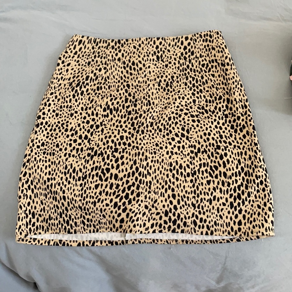 brandy melville cheetah mini skirt
